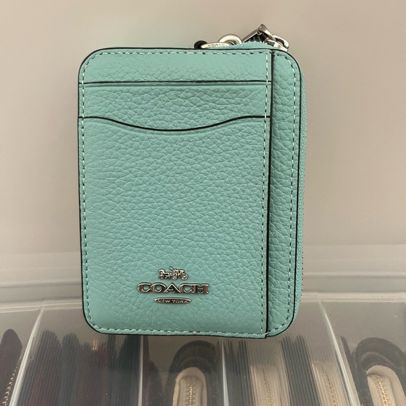 New Coach Zip Card Case 6303 - Picture 2 of 5